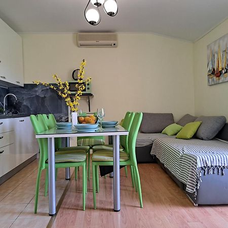 Apartment Penic Kaštela Eksteriør bilde