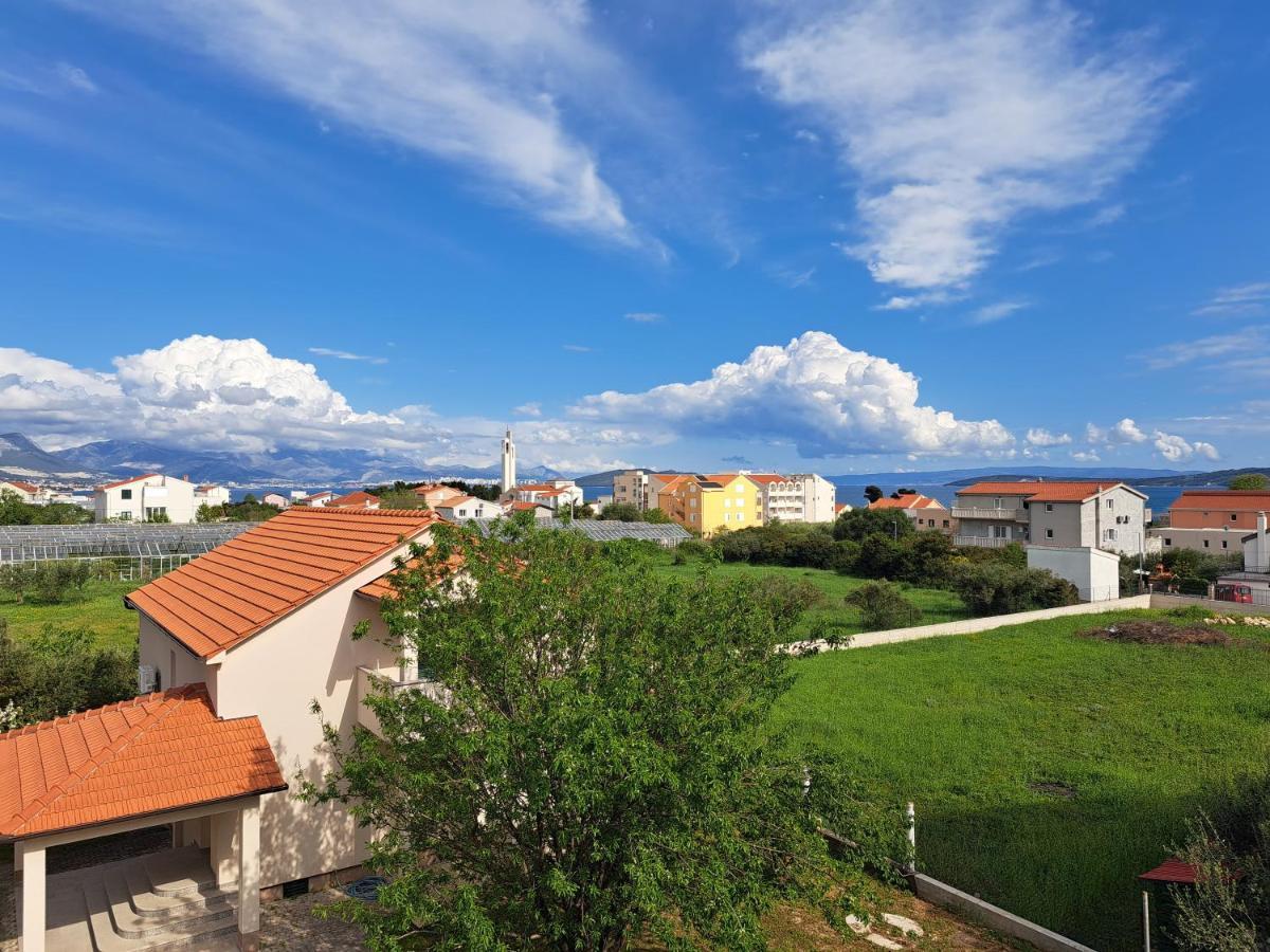 Apartment Penic Kaštela Eksteriør bilde