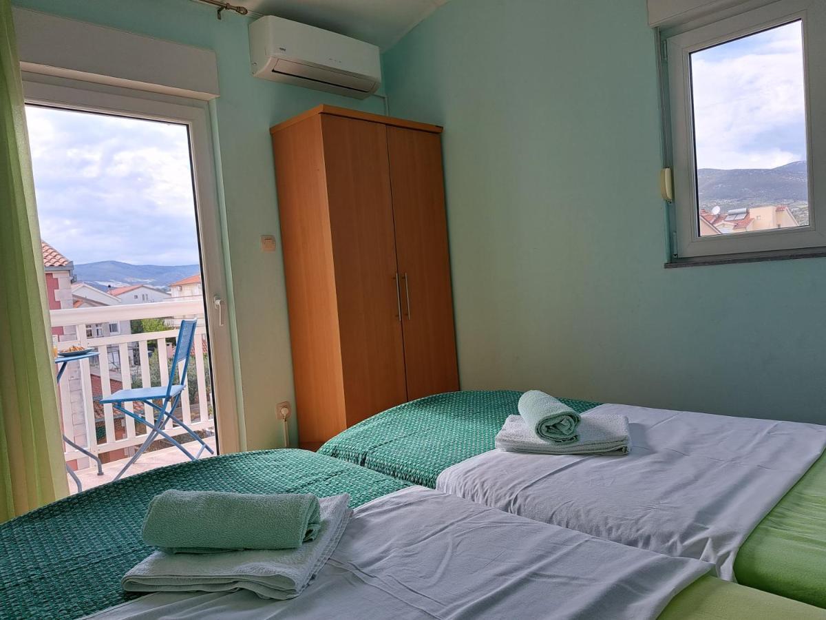Apartment Penic Kaštela Eksteriør bilde