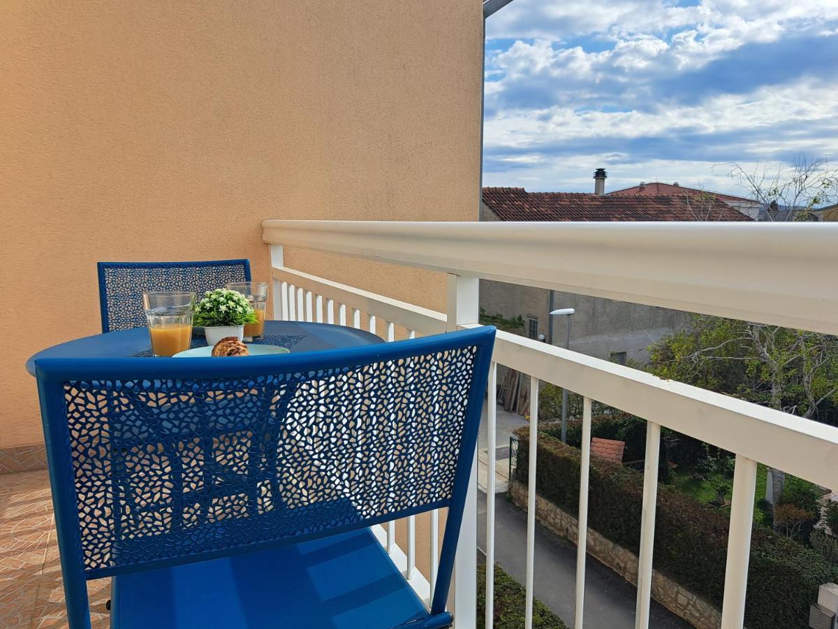 Apartment Penic Kaštela Eksteriør bilde