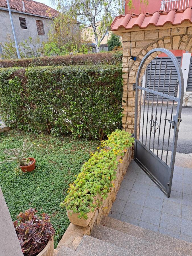 Apartment Penic Kaštela Eksteriør bilde